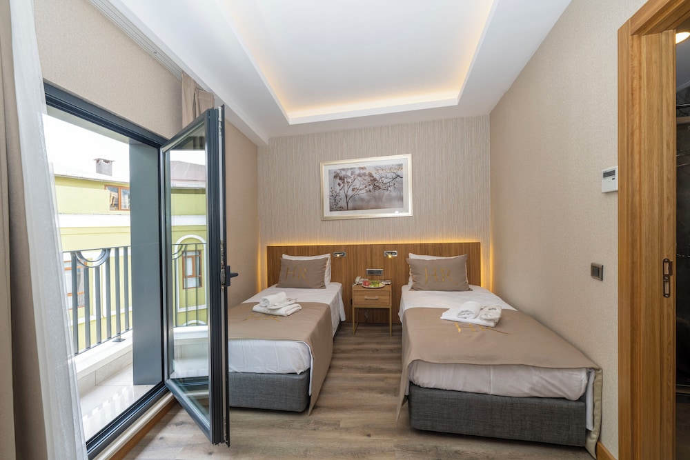 Hotel Ravi — Hotel rooms in Istanbul, Istanbul