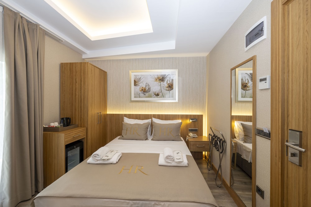 Hotel Ravi — Hotel rooms in Istanbul, Istanbul