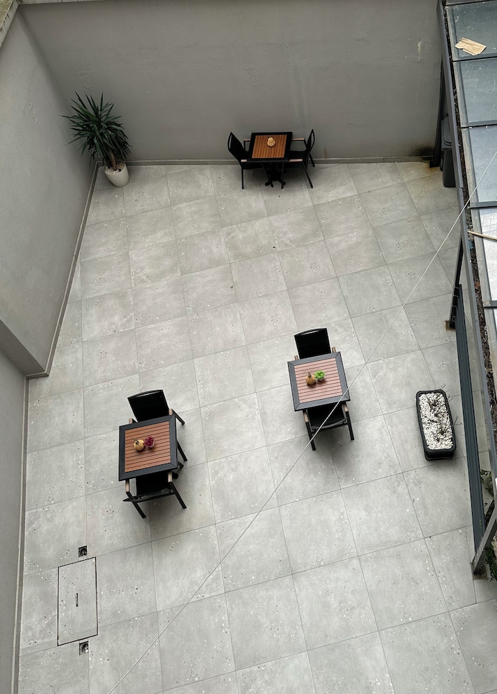 Hotel Ravi — Restaurant & bars in Istanbul, Istanbul