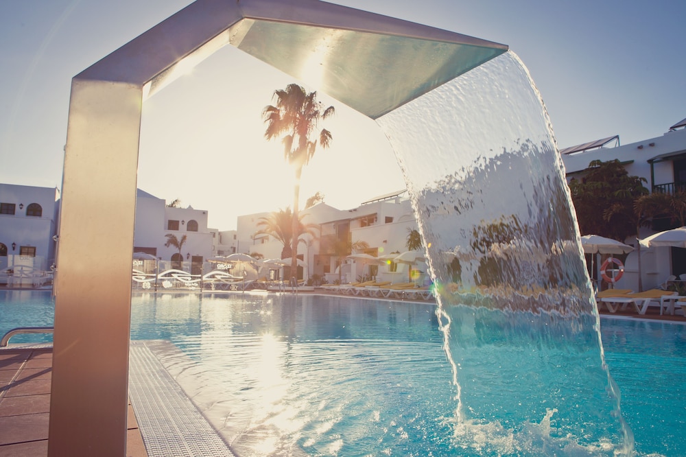 Gloria Izaro Club Hotel — Swimming pool in Puerto del Carmen, Canary Islands