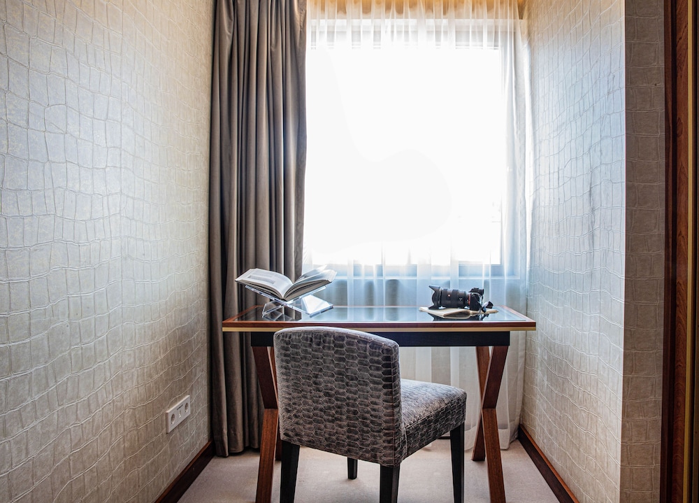 Wine & Books Porto Hotel - Small Luxury Hotels of the World - zdjęcie 4