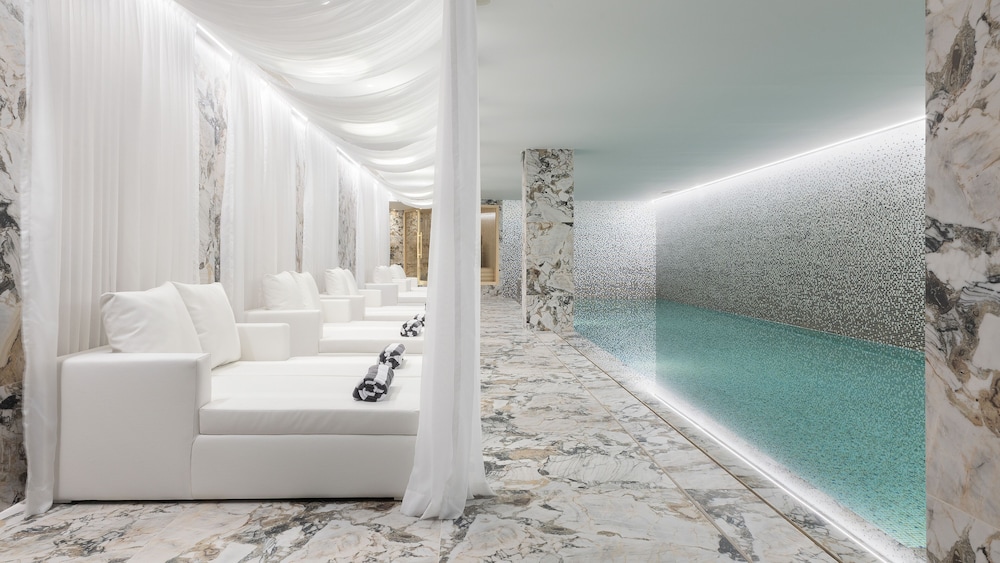 Wine & Books Porto Hotel - Small Luxury Hotels of the World - zdjęcie 3