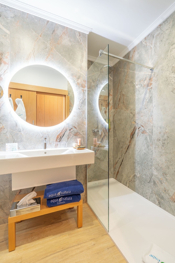 Studios by Aqua Natura Hotels — Hotel rooms in Porto Moniz, Madeira