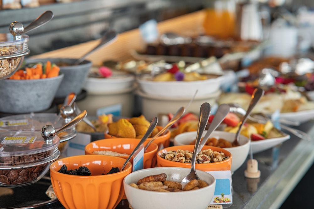 Studios by Aqua Natura Hotels — Restaurant & bars in Porto Moniz, Madeira