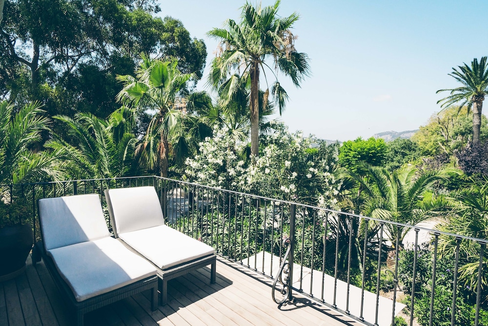 Castell Son Claret - The Leading Hotels of the World — Hotel building in Andratx, Balearic Islands