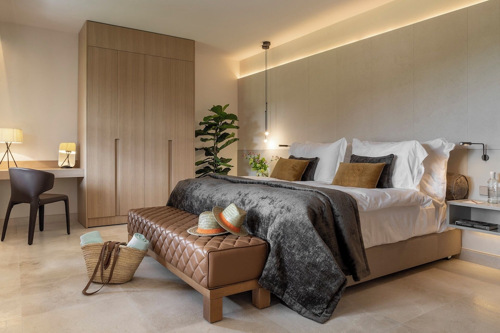 Castell Son Claret - The Leading Hotels of the World — Hotel rooms in Andratx, Balearic Islands