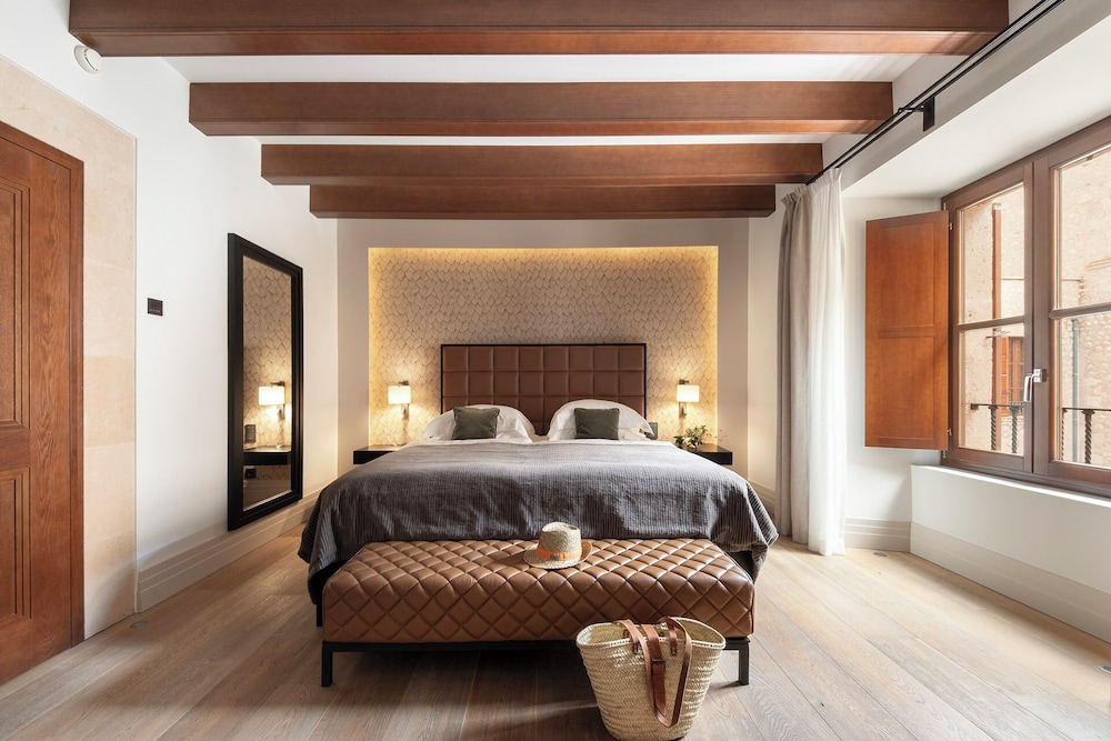 Castell Son Claret - The Leading Hotels of the World — Hotel rooms in Andratx, Balearic Islands