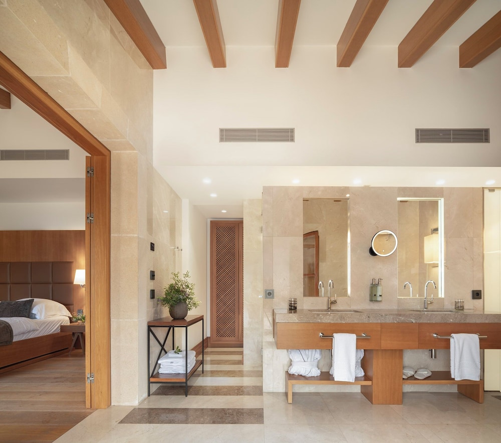 Castell Son Claret - The Leading Hotels of the World — Hotel rooms in Andratx, Balearic Islands