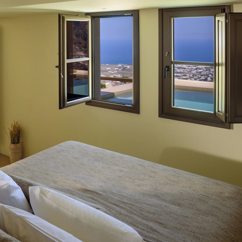 Elessa Hotel — Hotel rooms in Pyrgos Kallistis, South Aegean