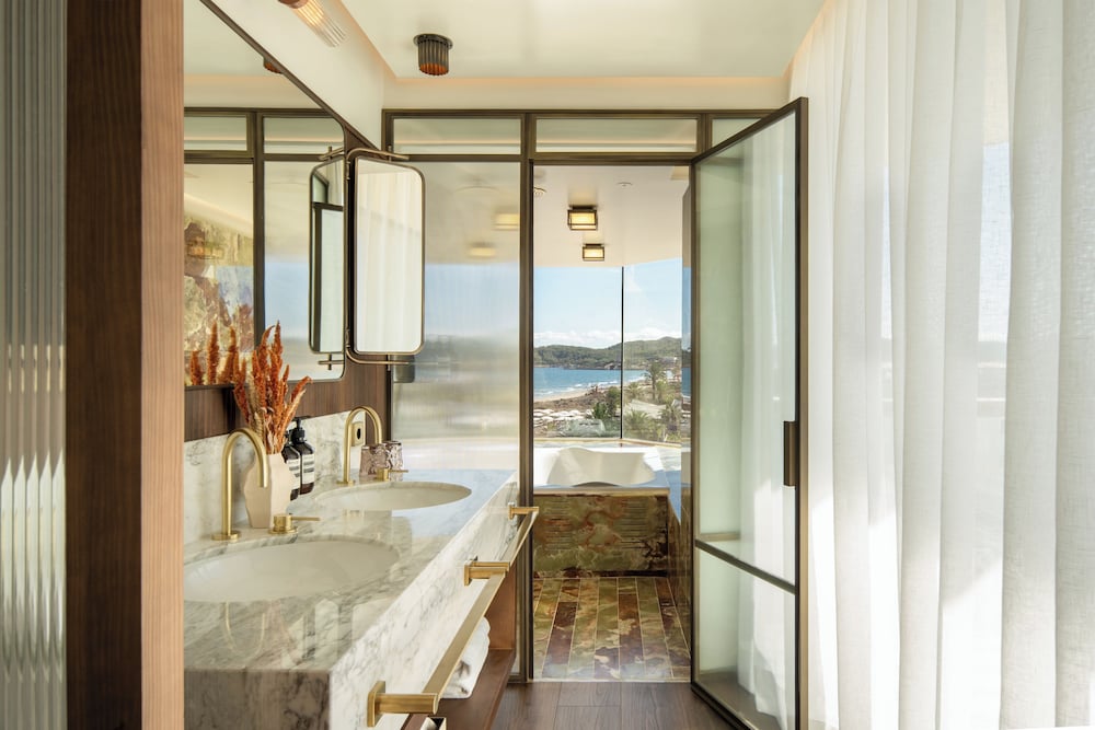 BLESS Ibiza The Site - Preferred Hotels & Resorts, Legend Collection — Hotel rooms in Playa d'en Bossa, Balearic Islands