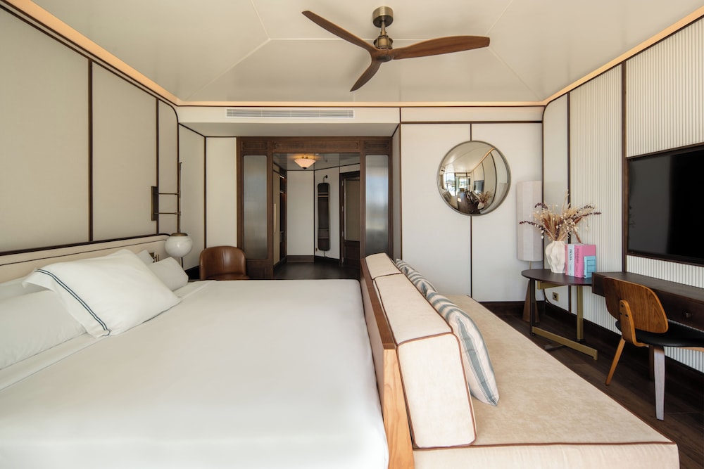 BLESS Ibiza The Site - Preferred Hotels & Resorts, Legend Collection — Hotel rooms in Playa d'en Bossa, Balearic Islands