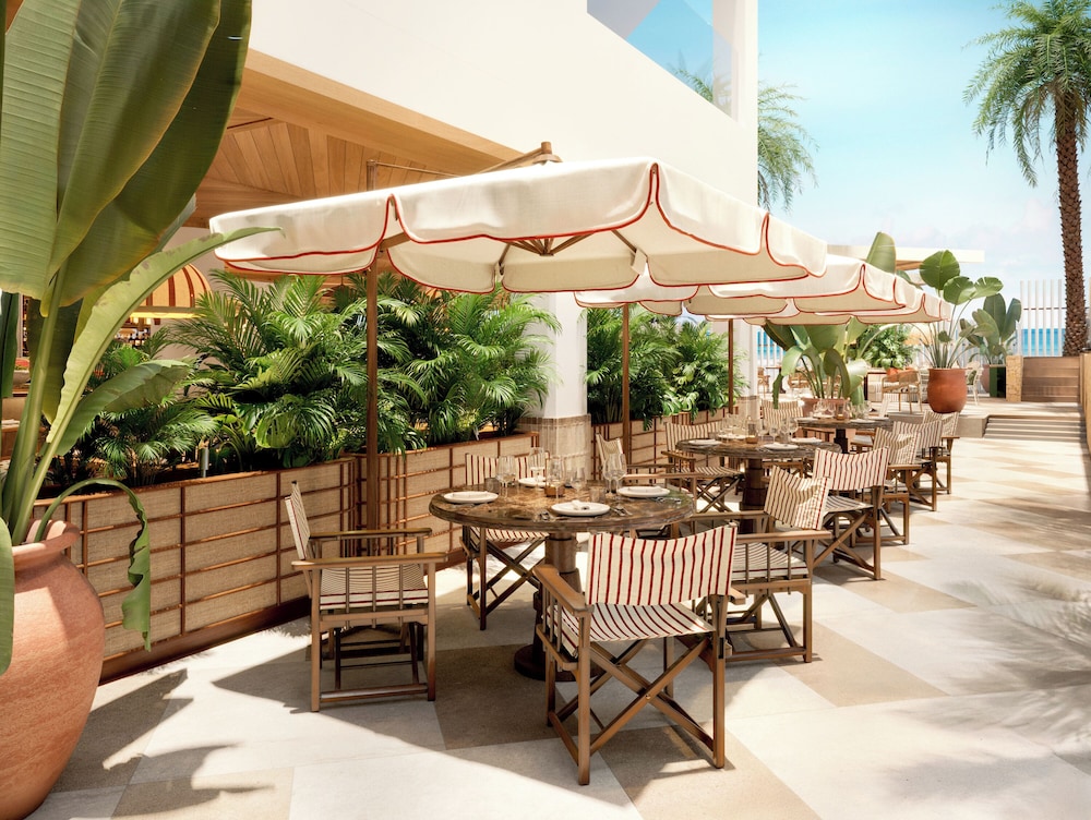 BLESS Ibiza The Site - Preferred Hotels & Resorts, Legend Collection — Restaurant & bars in Playa d'en Bossa, Balearic Islands