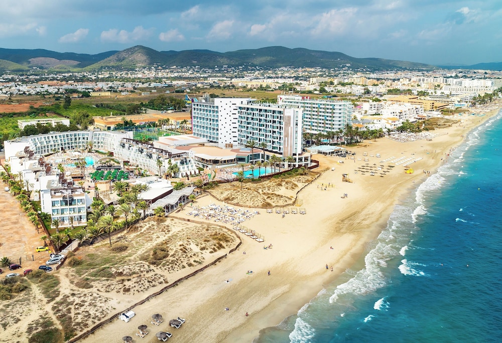 BLESS Ibiza The Site - Preferred Hotels & Resorts, Legend Collection — Beach in Playa d'en Bossa, Balearic Islands