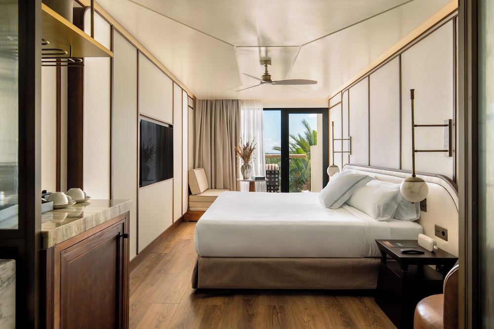 BLESS Ibiza The Site - Preferred Hotels & Resorts, Legend Collection — Hotel rooms in Playa d'en Bossa, Balearic Islands
