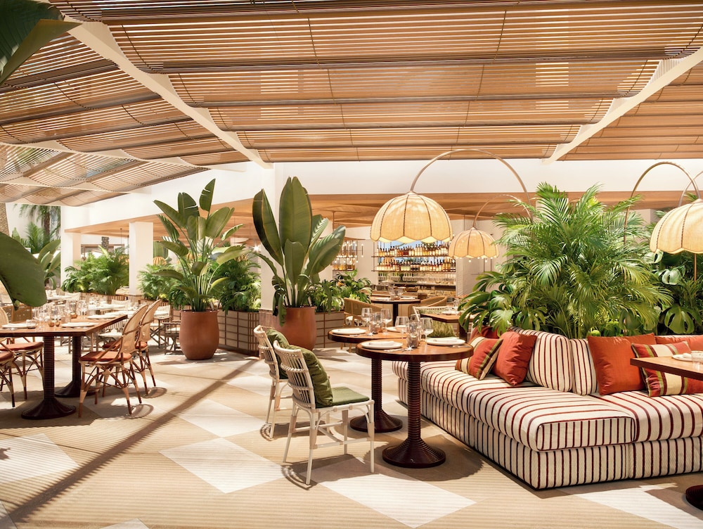 BLESS Ibiza The Site - Preferred Hotels & Resorts, Legend Collection — Restaurant & bars in Playa d'en Bossa, Balearic Islands