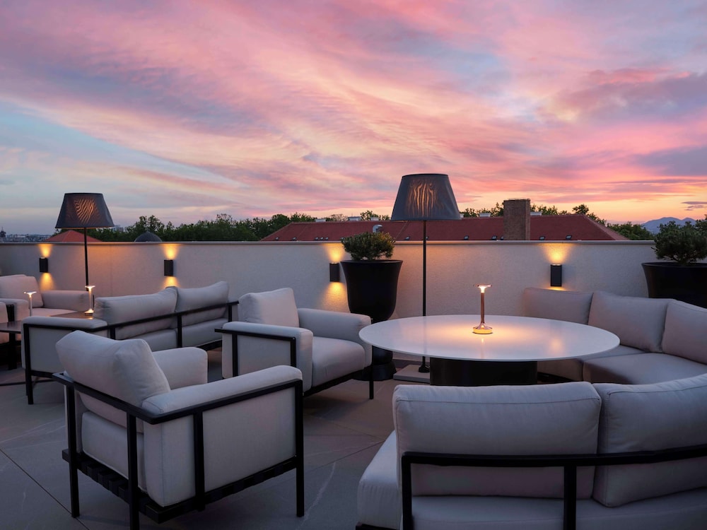 art’otel Zagreb — Restaurant & bars in Zagreb, Zagreb (city)