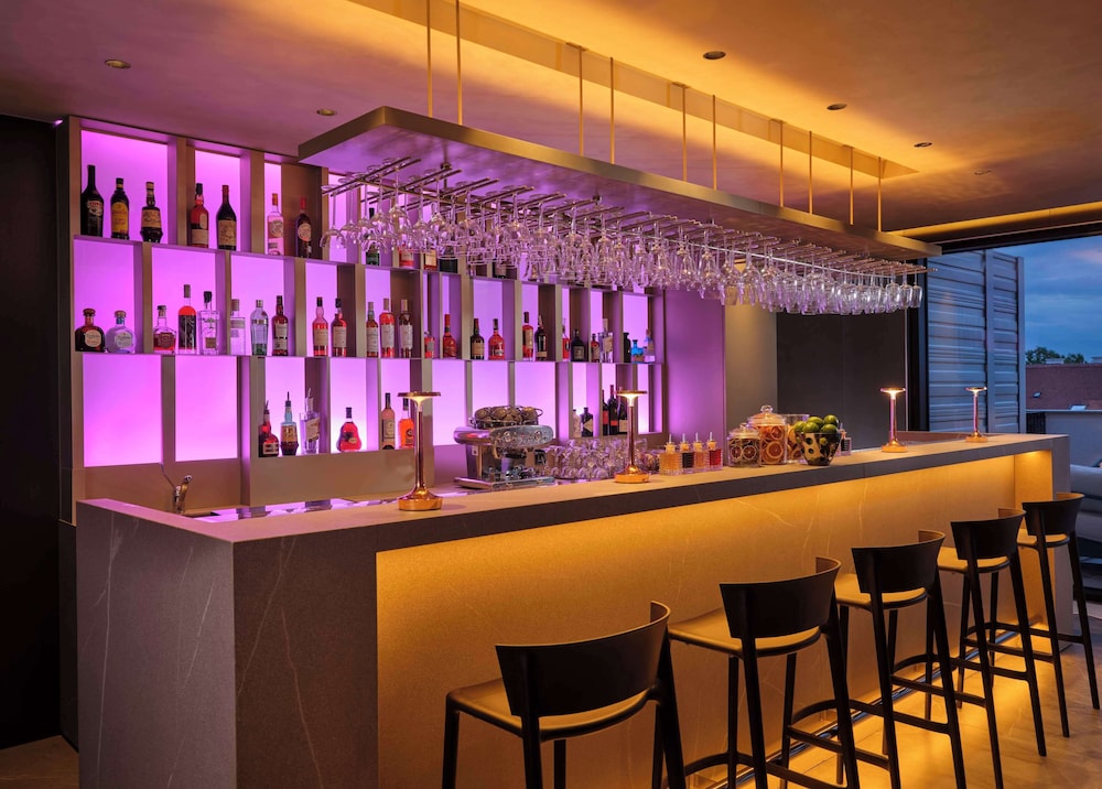 art’otel Zagreb — Restaurant & bars in Zagreb, Zagreb (city)