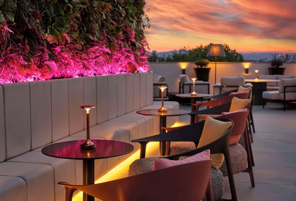 art’otel Zagreb — Restaurant & bars in Zagreb, Zagreb (city)