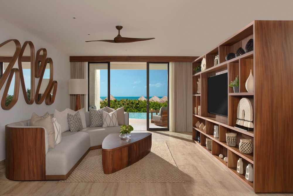 Secrets Playa Blanca Costa Mujeres - Adults Only - All Inclusive — Hotel rooms in Playa Mujeres, Quintana Roo