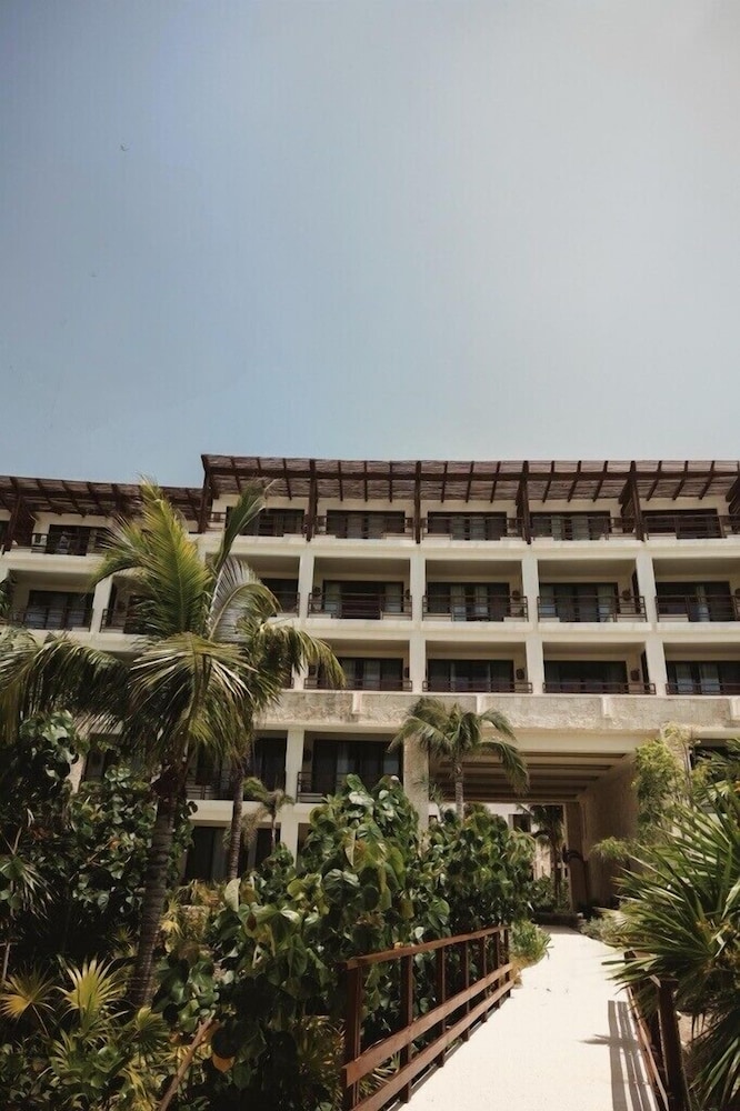 Secrets Playa Blanca Costa Mujeres - Adults Only - All Inclusive — Hotel building in Playa Mujeres, Quintana Roo