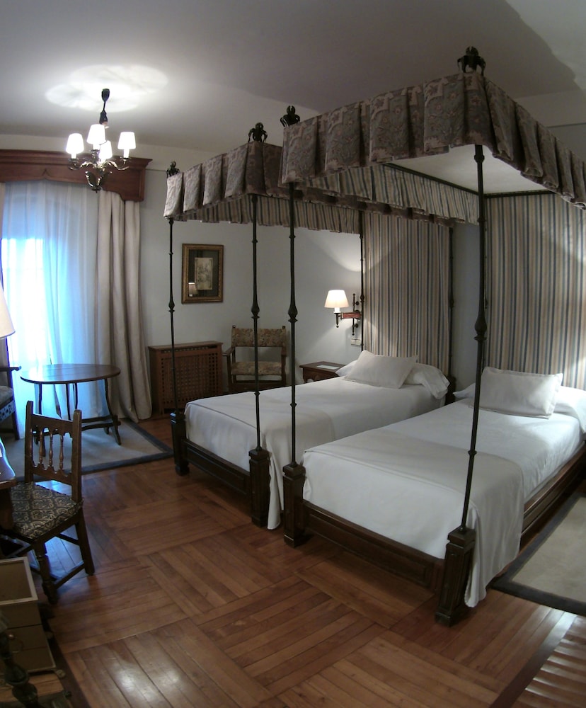 Parador de Santiago de Compostela - zdjęcie 3