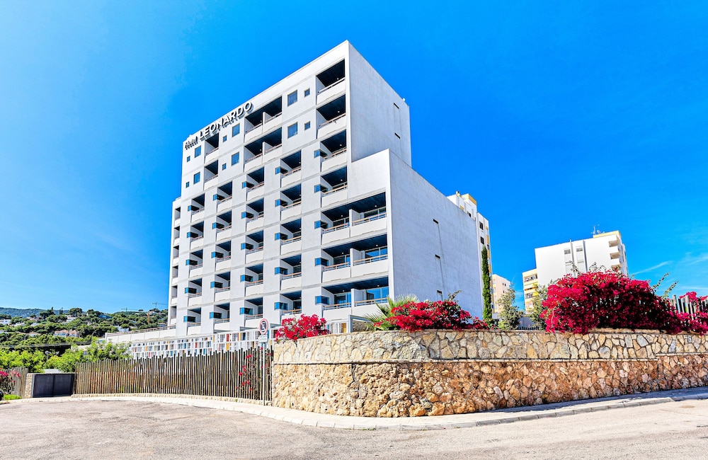 Leonardo Boutique Mallorca Port Portals - Adults Only — Hotel building in Portals Nous, Balearic Islands