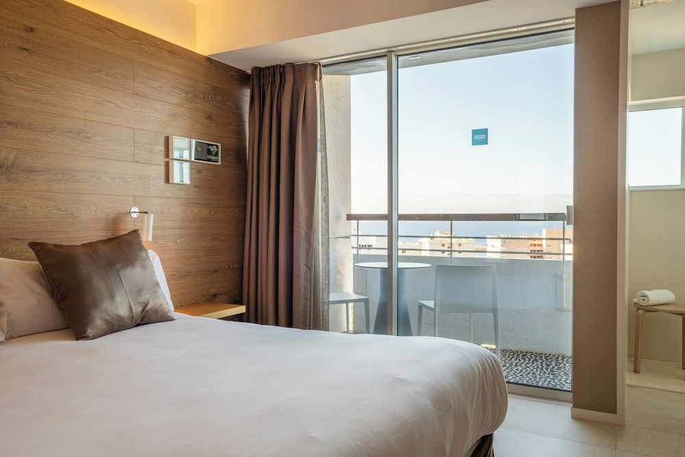 Leonardo Boutique Mallorca Port Portals - Adults Only — Hotel rooms in Portals Nous, Balearic Islands