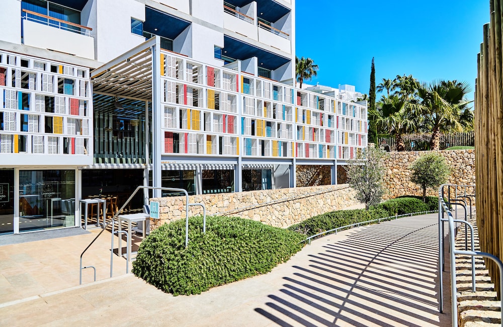 Leonardo Boutique Mallorca Port Portals - Adults Only — Hotel building in Portals Nous, Balearic Islands