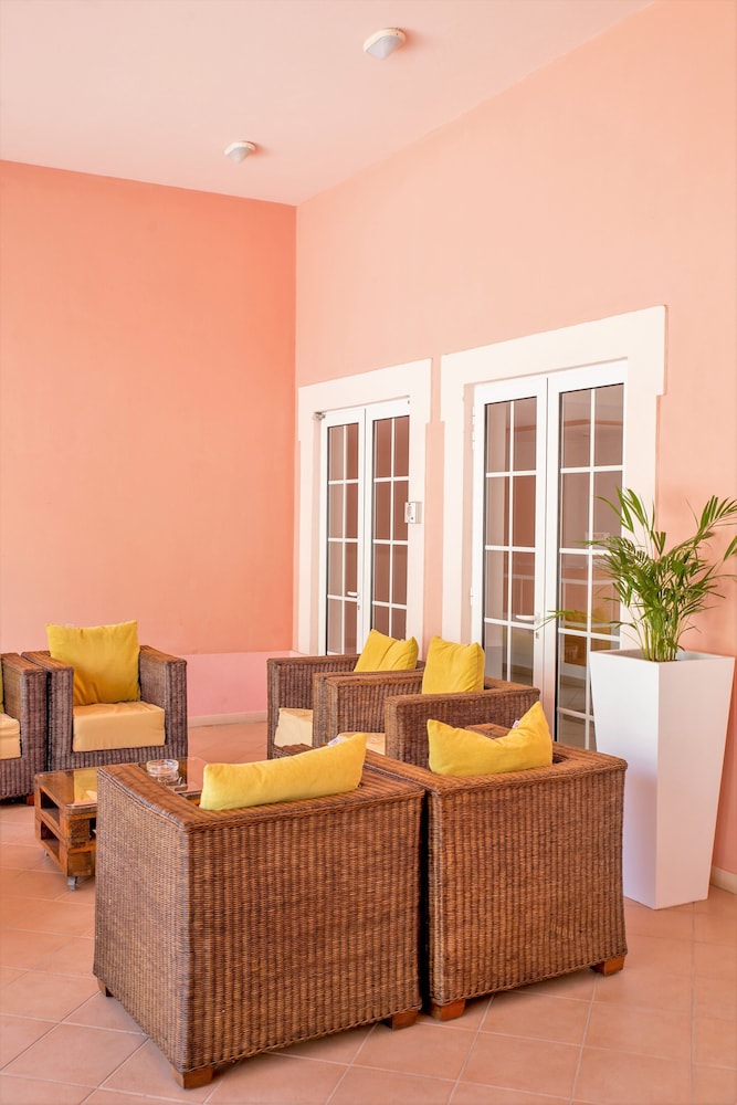 Aqua Mar Albufeira — Hotel rooms in Albufeira, Faro