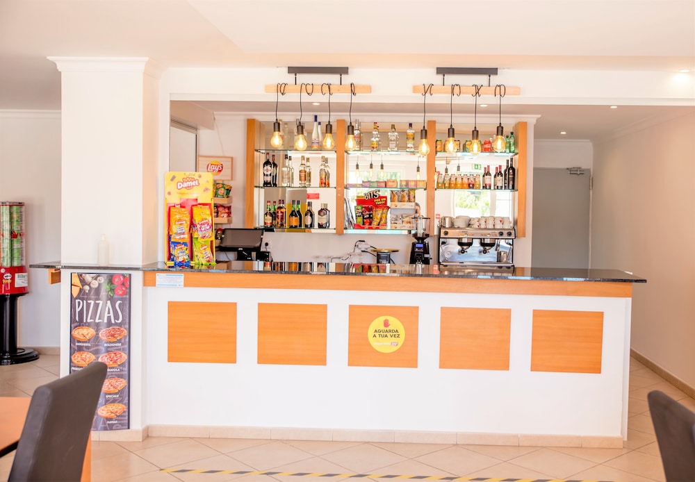 Aqua Mar Albufeira — Restaurant & bars in Albufeira, Faro