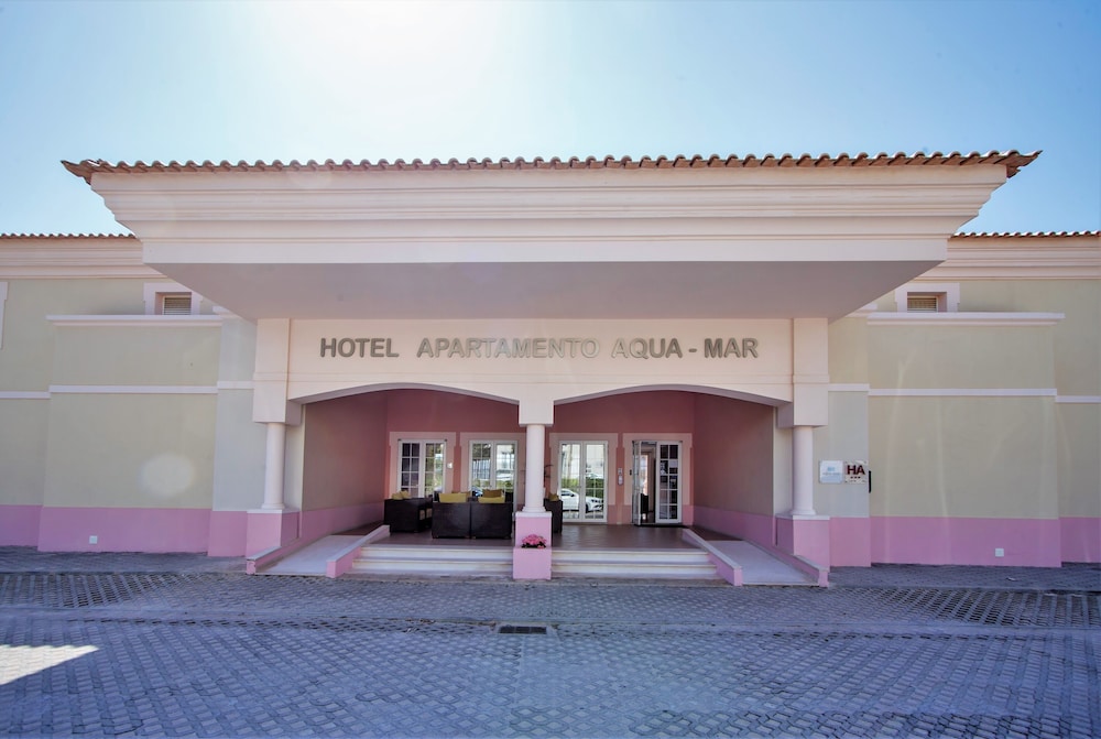 Aqua Mar Albufeira — Hotel building in Albufeira, Faro