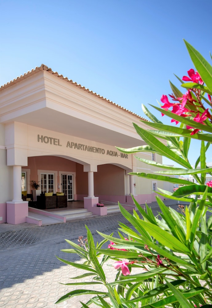 Aqua Mar Albufeira — Hotel building in Albufeira, Faro