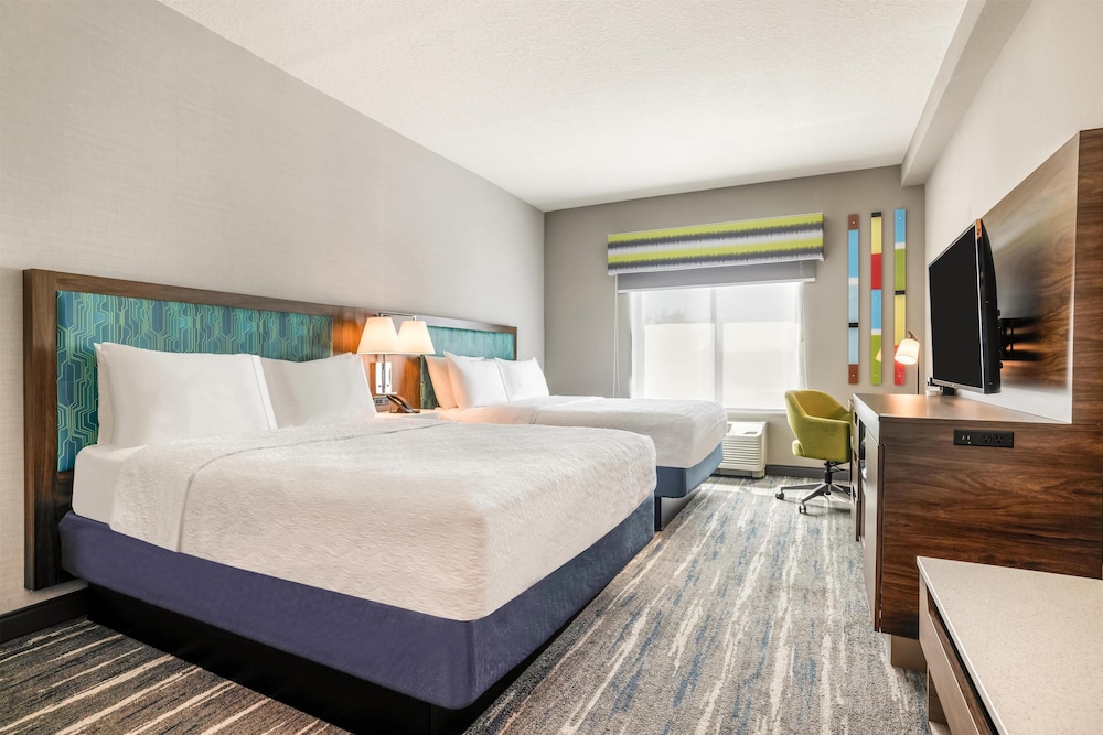 Hampton Inn Fort Myers Downtown — Hotel rooms in Fort Myers, Florida