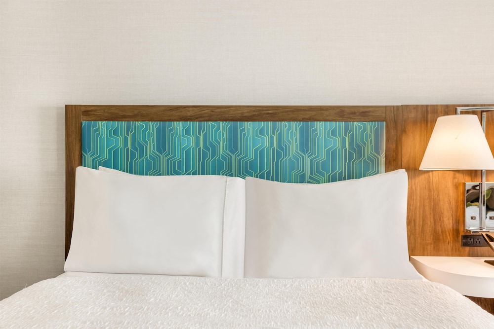 Hampton Inn Fort Myers Downtown — Hotel rooms in Fort Myers, Florida