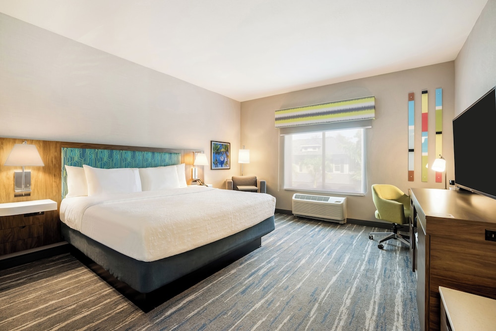 Hampton Inn Fort Myers Downtown — Hotel rooms in Fort Myers, Florida