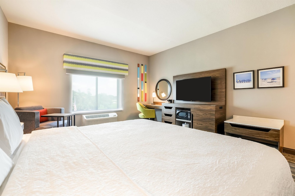 Hampton Inn Fort Myers Downtown — Hotel rooms in Fort Myers, Florida