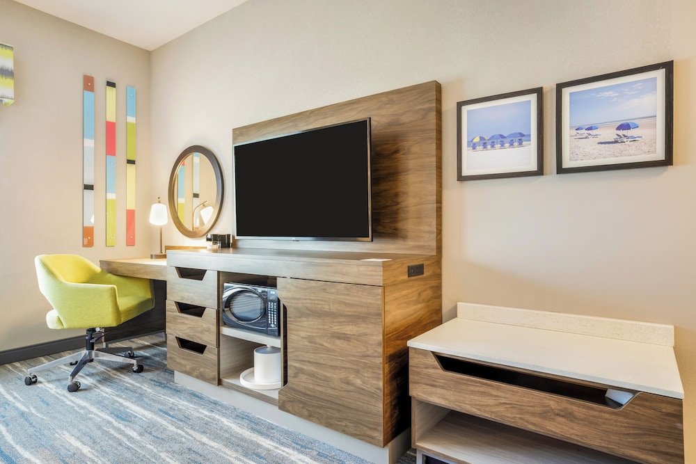 Hampton Inn Fort Myers Downtown — Hotel rooms in Fort Myers, Florida