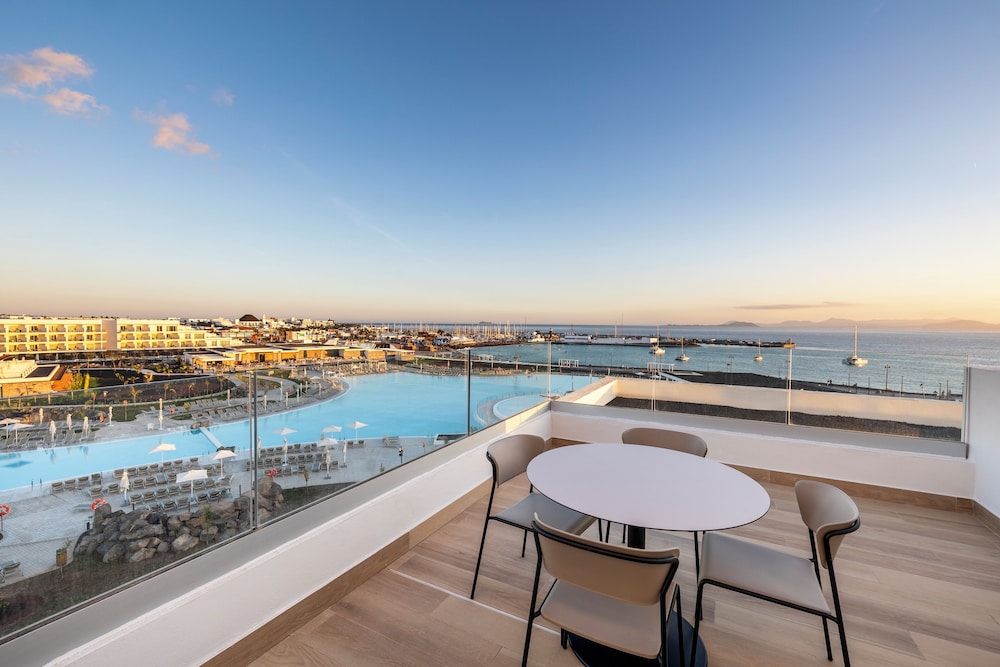 Barcelo Playa Blanca - zdjęcie 2