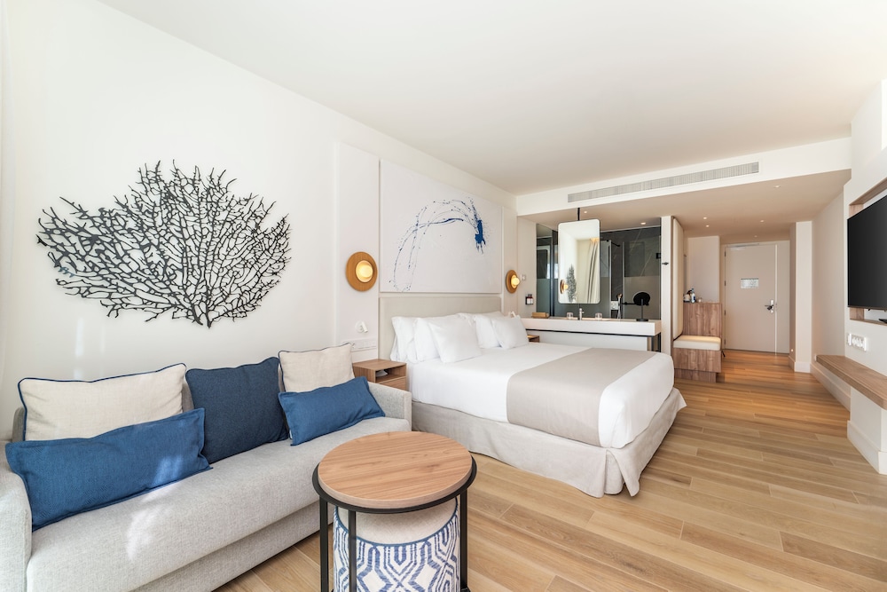 Barcelo Playa Blanca — Hotel rooms in Playa Blanca, Canary Islands