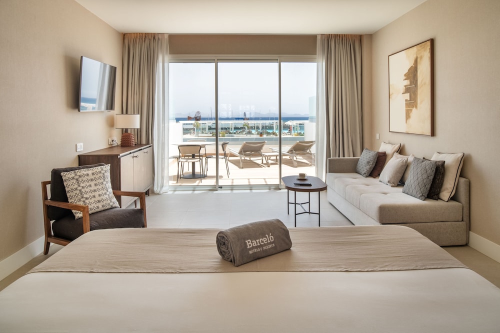 Barceló Playa Blanca Royal Level - Adults Only — Hotel rooms in Playa Blanca, Canary Islands