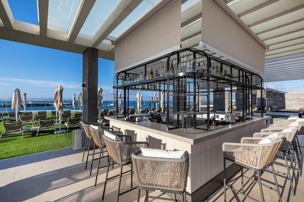 Barceló Playa Blanca Royal Level - Adults Only — Restaurant & bars in Playa Blanca, Canary Islands