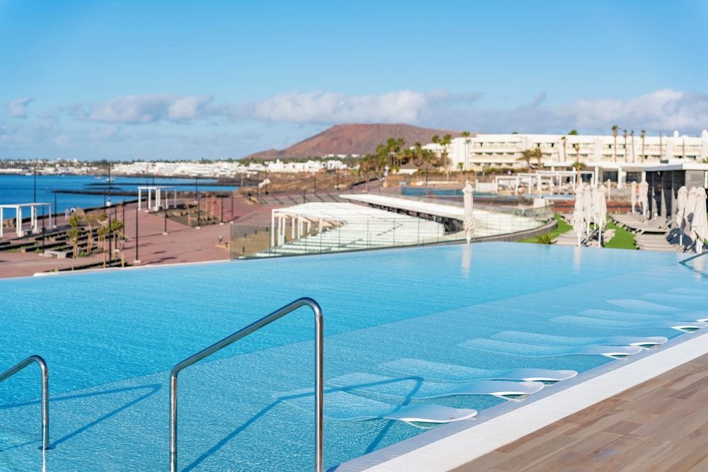Barceló Playa Blanca Royal Level - Adults Only — Swimming pool in Playa Blanca, Canary Islands