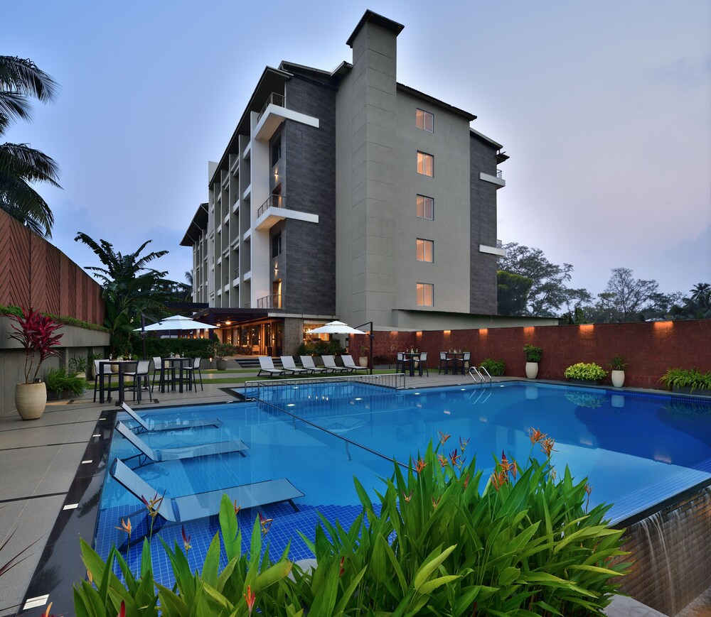 Citadines Arpora Nagoa Goa — Swimming pool in Arpora, Goa