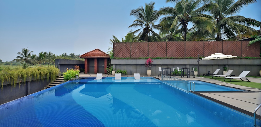 Citadines Arpora Nagoa Goa — Swimming pool in Arpora, Goa