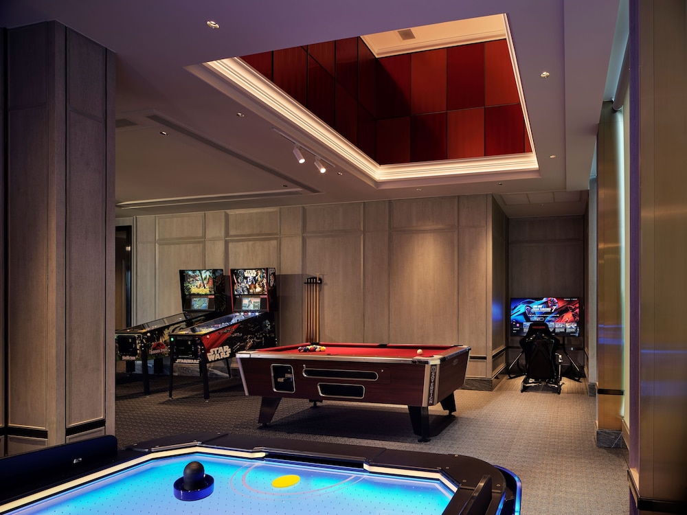 Grande Centre Point Surawong Bangkok — Sports & recreation in Bangkok, Bangkok