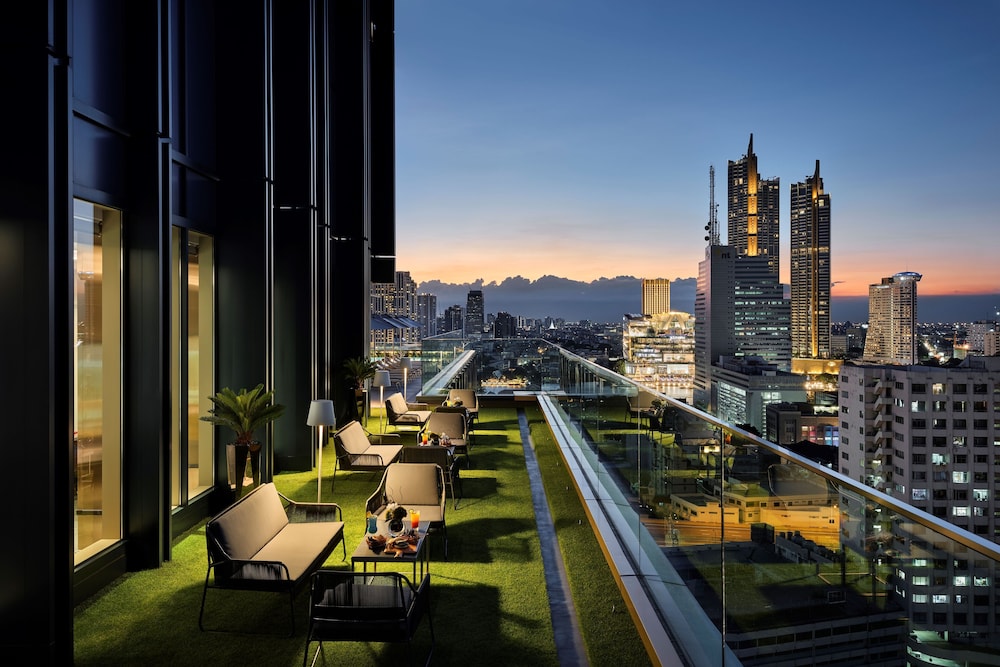 Grande Centre Point Surawong Bangkok — Restaurant & bars in Bangkok, Bangkok