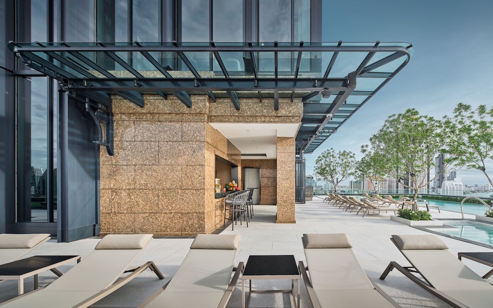 Grande Centre Point Surawong Bangkok — Restaurant & bars in Bangkok, Bangkok