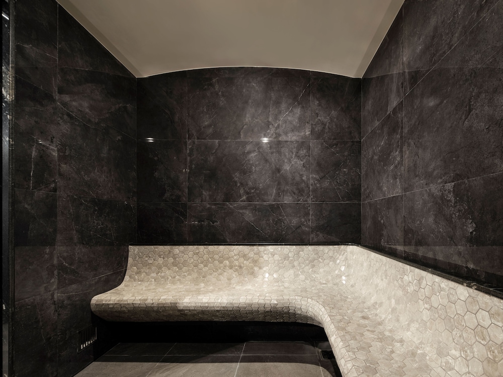 Grande Centre Point Surawong Bangkok — Spa in Bangkok, Bangkok
