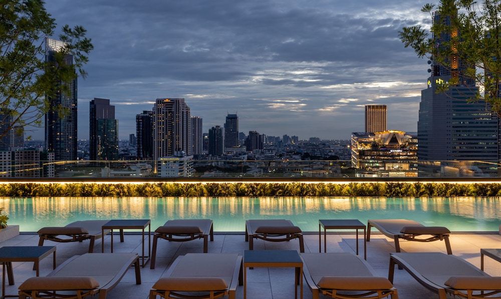 Grande Centre Point Surawong Bangkok — Swimming pool in Bangkok, Bangkok