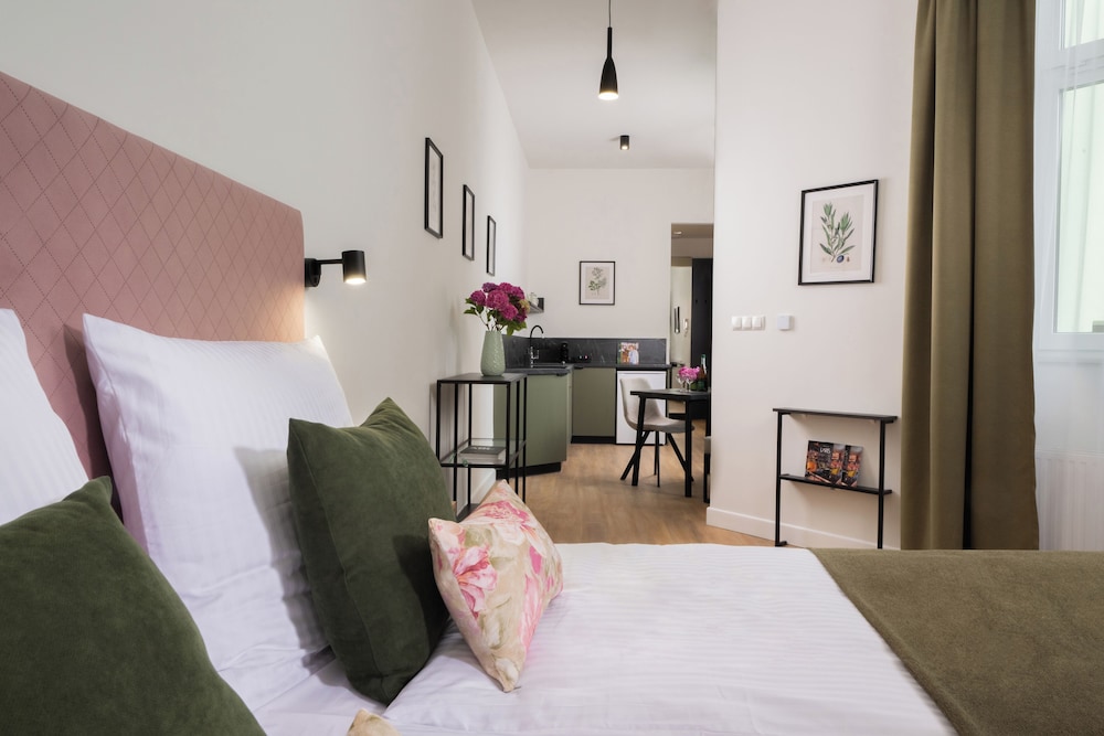 Rajska Residence — Hotel rooms in Krakow, Lesser Poland